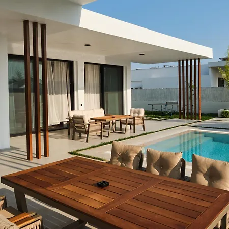 ヴィラ Ashta - Zen 2